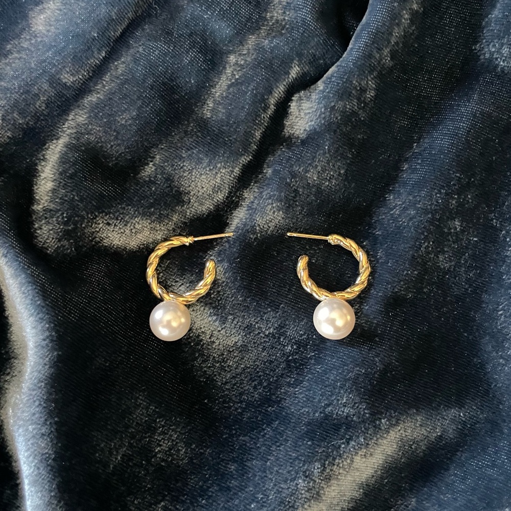 14K Gold-Plated Small Hoop Pearl Earrings